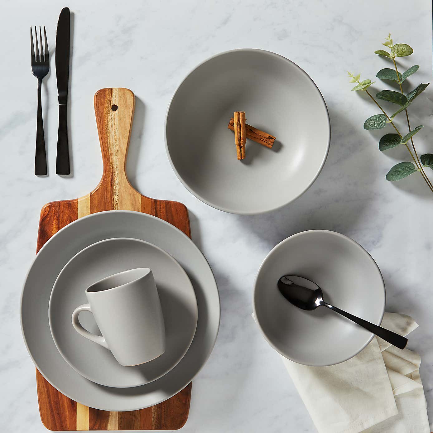 Stoneware Pack of 4 Modern Matt Finish Grey Mugs